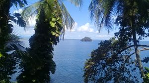 카리아리 공원에서 바라본 '이스라 데 파하로스'(새 섬), 도시 북쪽