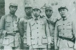 팔로군 제115사단 간부. 왼쪽부터 천스쥐・뤄룽환・리톈유・샤오화(1938년, 산시성샤오이)