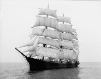 메리 L. 쿠싱(Mary L. Cushing) 호, 메리맥 강에서 건조된 마지막 상선으로 뉴버리포트의 쿠싱 가문 부두에 정박해 있다.