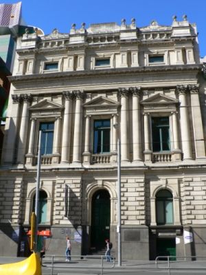 RMIT 갤러리 및 퍼스트 사이트 갤러리는 멜버른 시티 캠퍼스 스토레이 홀의 역사적인 구역에 있습니다.