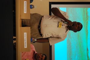 빅토르 트라프 마누엘. 온두라스 국립 자치 대학교에서 열린 의회에서 온두라스 미스키토족을 대표하고 있다.