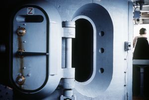 USS 뉴저지의 장갑 성채 입구