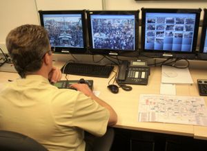 경찰 비디오 감시