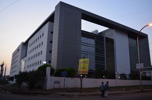 IT Park, Parsodi의 Persistent Campus