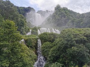 마르모레 폭포.