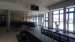 승객 터미널 내부