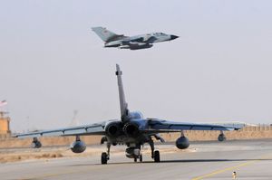 캠프 마르말, 마자리샤리프 공항 옆 도시 남쪽에 위치