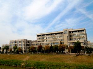 전기 공학과, 게오르그 아사치 기술 대학교