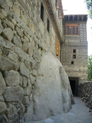 인근 마을 시가르에 위치한 400년 된 시가르 요새.