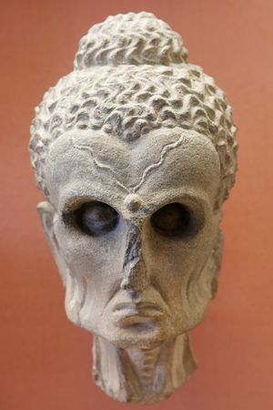 런던의 대영 박물관에 전시된 "단식하는 붓다"는 라왈핀디에서 발견되었다.