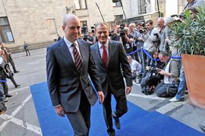 프레드리크 레인펠트와 폴란드 총리 도날트 투스크