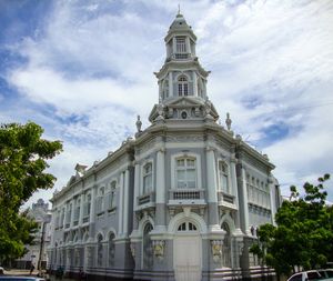 세아라주 경제 비서실 청사 에드손 라말류 궁전