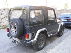 아시아 록스타 후측면