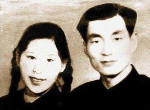 주룽지와 부인 라오안(1956년)