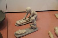 고대 이집트의 빵 굽는 노동자 조각상