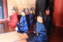 2015년 11월 23일 히코산 진구 호헤이덴에서 열린 니이나메 축제