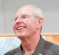 팀 초대 감독 톰 코플린