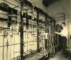 알파선에 의한 질소 고정 연구 장비(고정 질소 연구소, 1926)