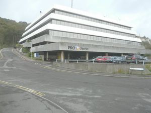 도버 항구의 P&O 건물.