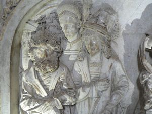 하인리히 2세 황제가 죽은 지 350년도 더 뒤에 바벰베르크 대성당에 있는 그의 무덤에 지어진 기념물.