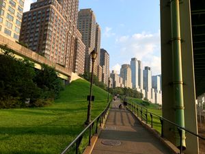 리버사이드 공원에서 서쪽 68번가로 이어지는 램프