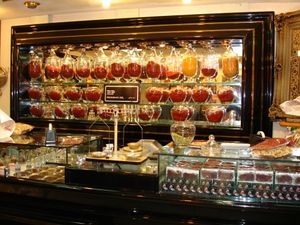 사프란 가게 (마슈하드의 주요 산업 중 하나)