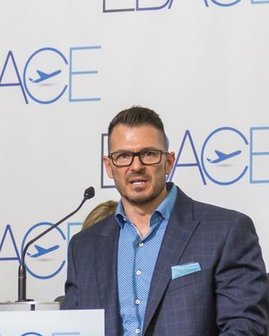 데이비드 콜리얼, 전 비즈니스 항공기 사장