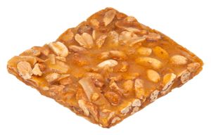 브리틀은 견과류와 캐러멜화된 설탕의 조합이다.