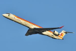 에어 노스트럼 CRJ1000, 기어 업