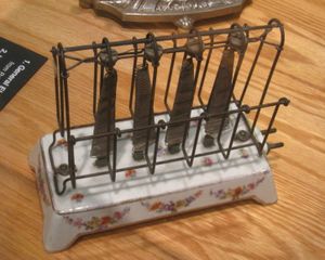 1910년대의 제너럴 일렉트릭 모델 D-12 토스터