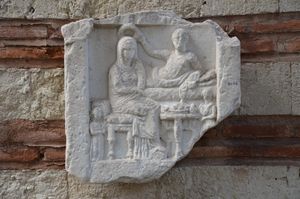 마니사 고고학 박물관의 로마 유물