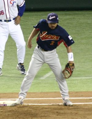 오가사와라는 2006년 월드 베이스볼 클래식에서 일본 대표팀으로 뛰었다.