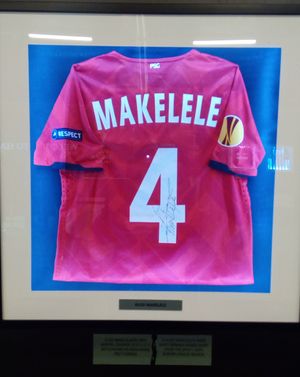 파리 생제르맹에서 마켈렐레가 착용한 유니폼