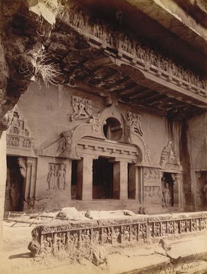 비슈바카르마 석굴 외관, 10번 석굴, 1890