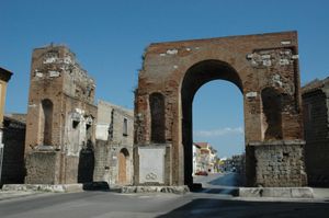 하드리아누스 개선문