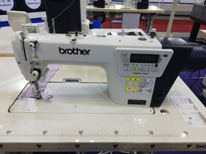 최신 재봉틀 브라더 "넥시오" 다이렉트 드라이브 록 스티처, 전자 공급 시스템 탑재