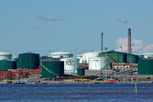 네스테 오일 포르보 정유 공장