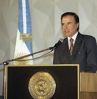 카를로스 사울 메넴은 아랍계 아르헨티나 대통령으로 무슬림으로 성장했다.