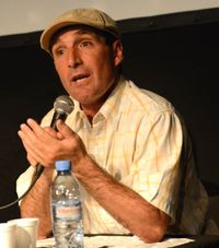 세르히오 비길(Sergio Vigil)은 '라스 레오나스'와 함께 7개의 타이틀과 2개의 올림픽 메달을 획득했다.