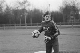 1980년 국가대표팀 훈련 중인 장마리 파프