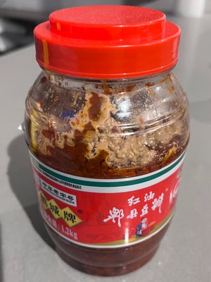 밀봉되지 않은 두반장