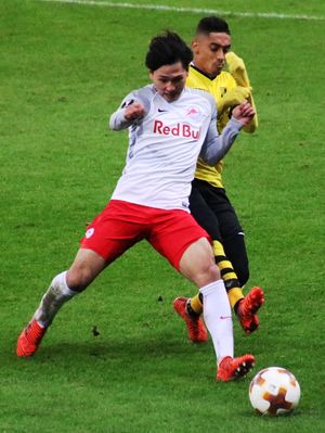 2017년 비토리아 기마랑이스 소속으로 경기 중인 하피냐