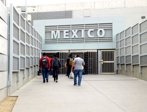 미국 캘리포니아주 샌디에이고에서 멕시코로 들어가는 입구