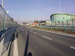 프레쇼우의 내부 우회도로, 소위 워터프론트 통신