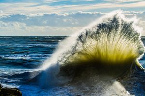 레 섬 (샤랑트마리팀)의 생클레망데발렌의 파도