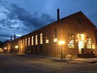 수플리의 오래된 실크 공장