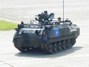 CM-21A1 장갑 수송차. M113 장갑차를 기반으로 설계된 대만 최초의 국산 장갑 수송차였지만, NBC 방호 장치를 탑재하지 않는 등 기술적인 문제가 있어 등장하자마자 구식화되었다.