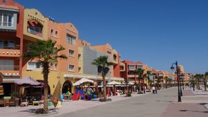 후르가다 마리나 거리