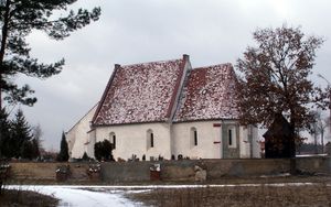 폴란드 루드노에 있는 성 시몬과 유다 타대오 성당