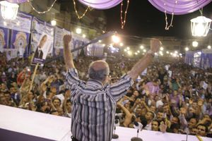 선거 유세 중 샤피크